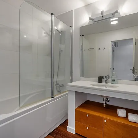Vista Savoy By Rmz Apartamento Funchal (Madeira)